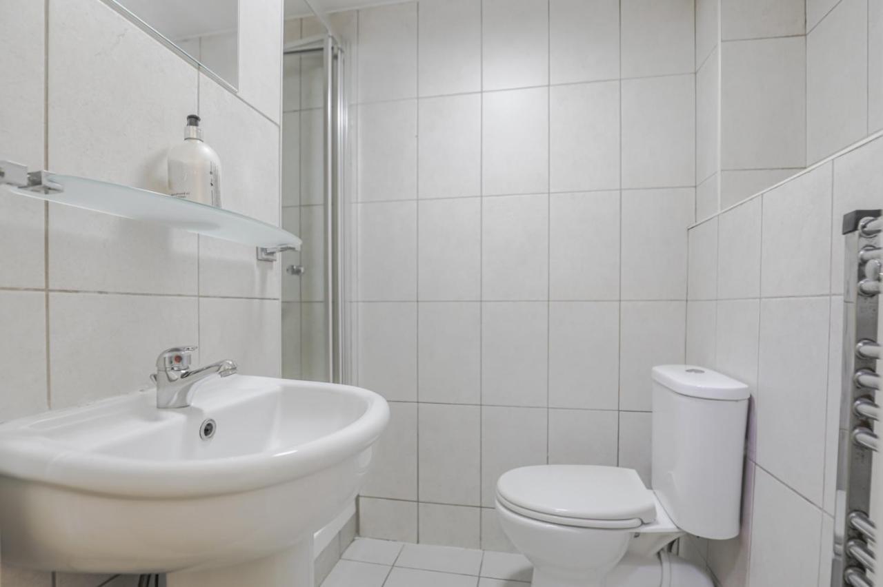 Oyo Sangha House - Short Stays Leicester Eksteriør billede