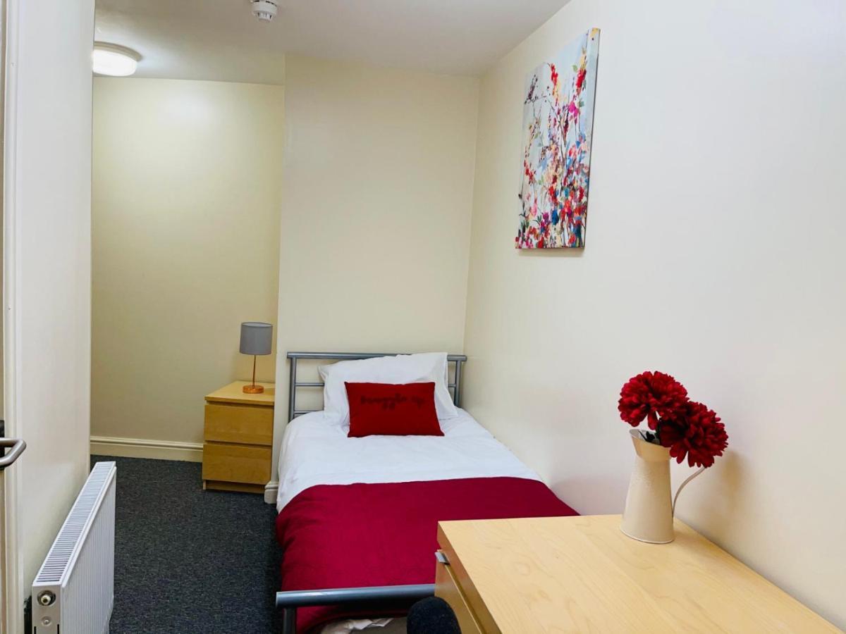 Oyo Sangha House - Short Stays Leicester Eksteriør billede